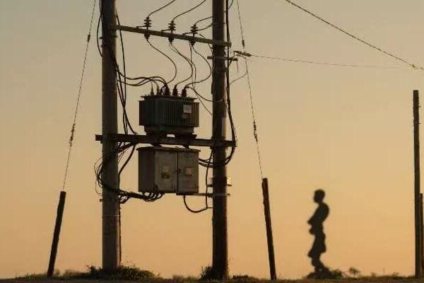 Autotransformer and padmount transformer images