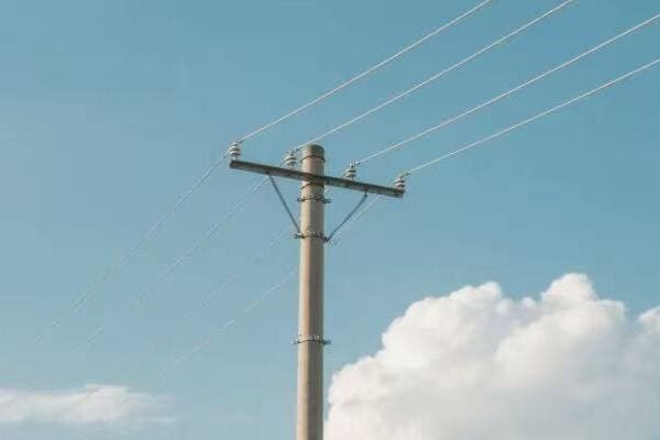 Infographic showing key efficiency and safety features in modern transformer design